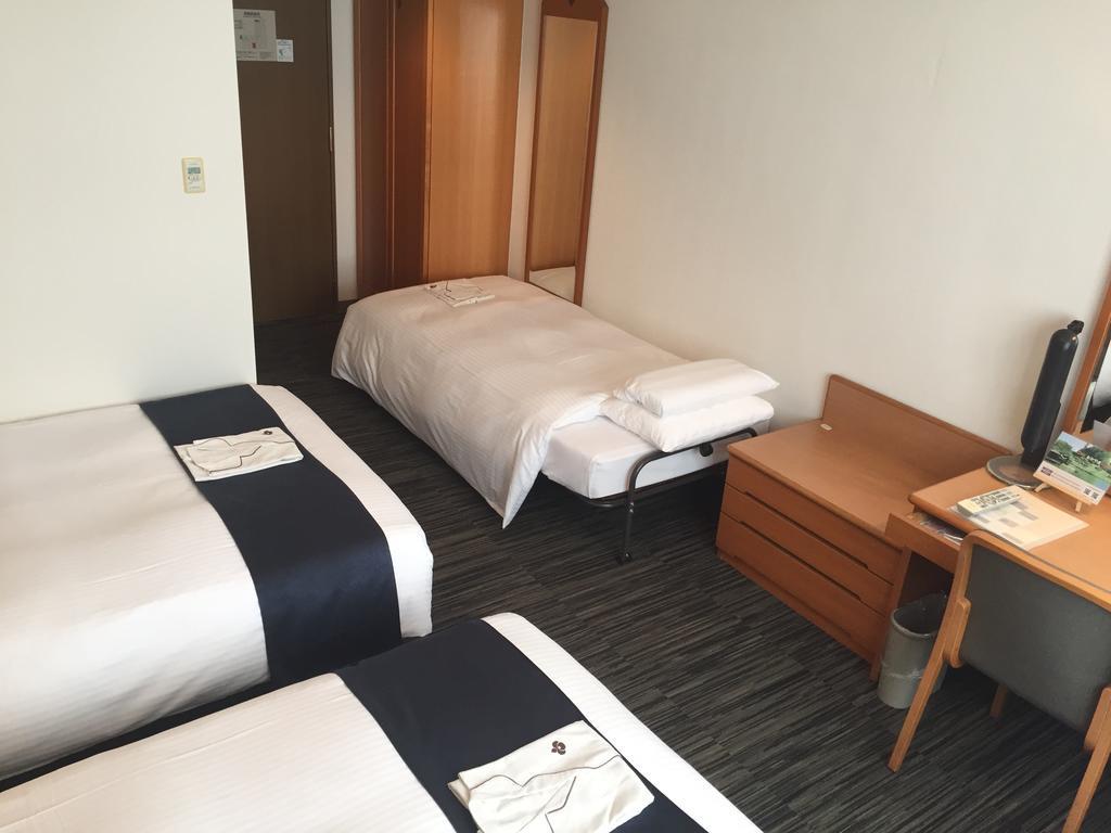 Okayama Koraku Hotel Bagian luar foto